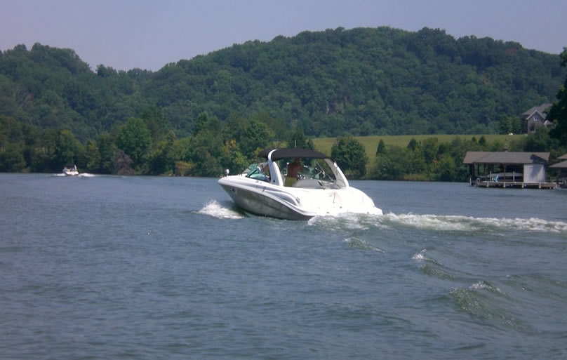 Boating on Tellico Lake